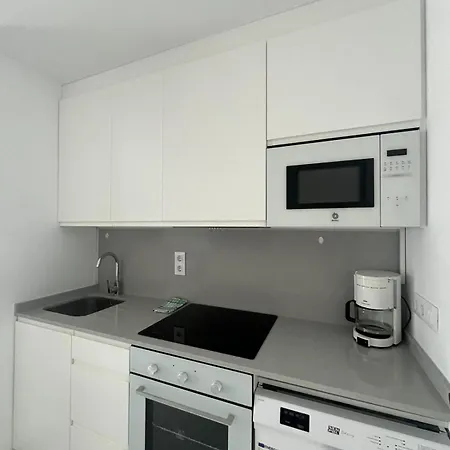 Service Lazaro -apartamentos Aguamarina 59 *