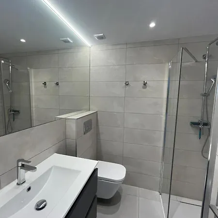 Service Lazaro -apartamentos Aguamarina 59 *